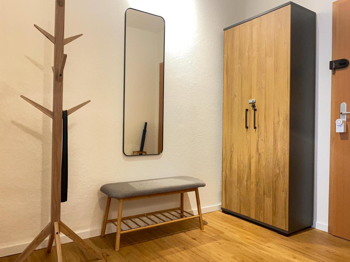 *City, Naehe Hbf, Kingsizebetten, Fitnessecke* Duisburgo Esterno foto