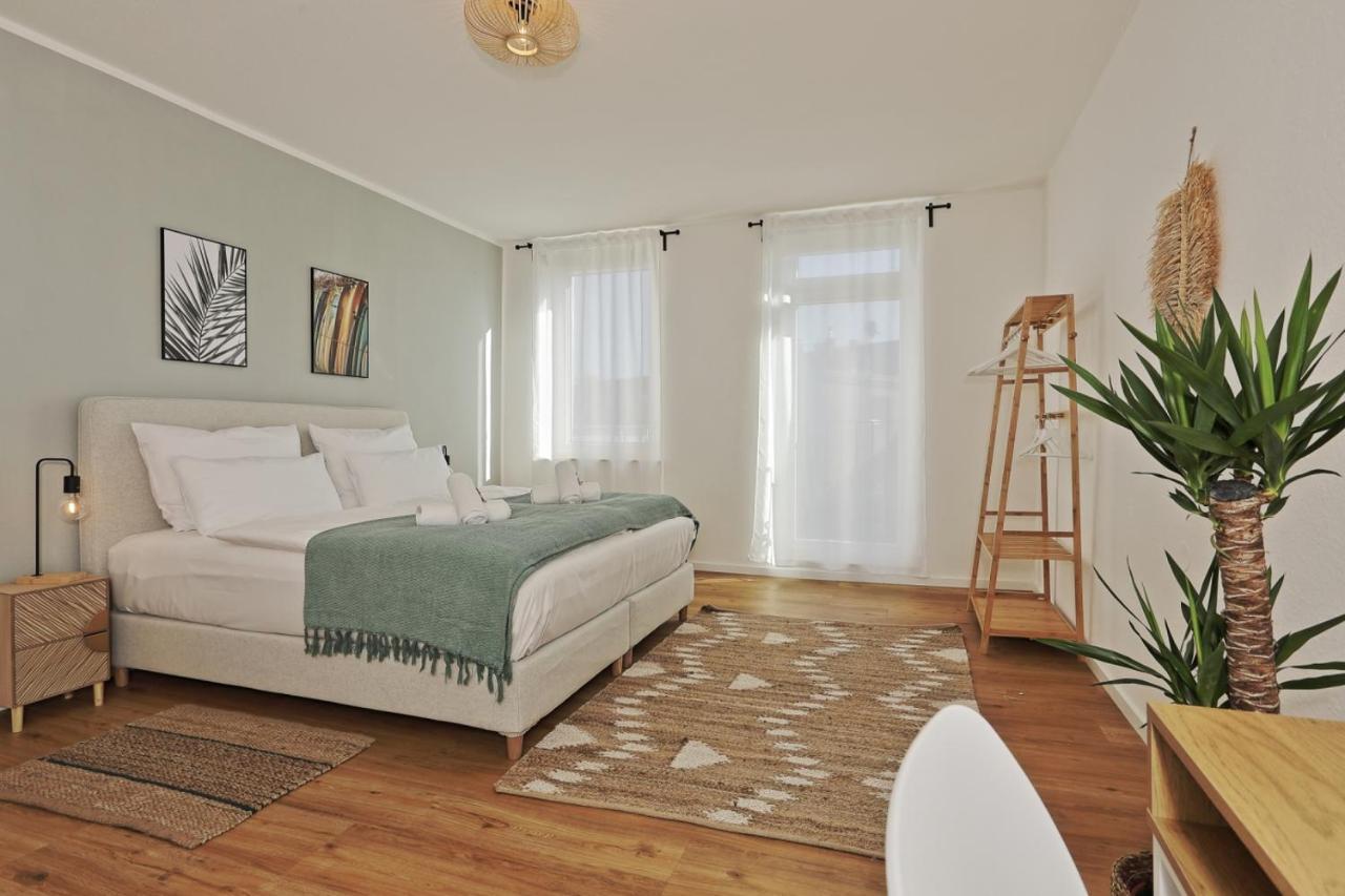 *City, Naehe Hbf, Kingsizebetten, Fitnessecke* Duisburgo Esterno foto