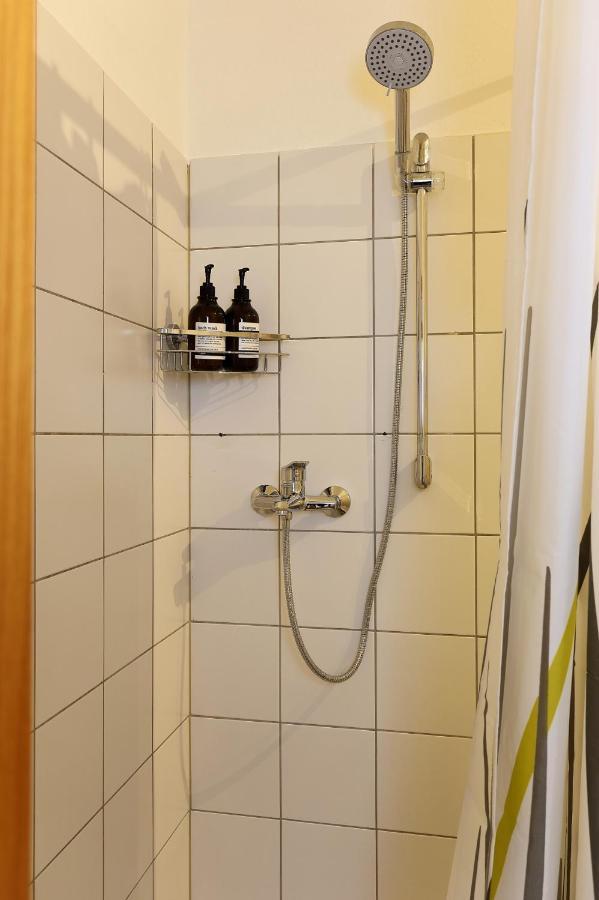 *City, Naehe Hbf, Kingsizebetten, Fitnessecke* Duisburgo Esterno foto
