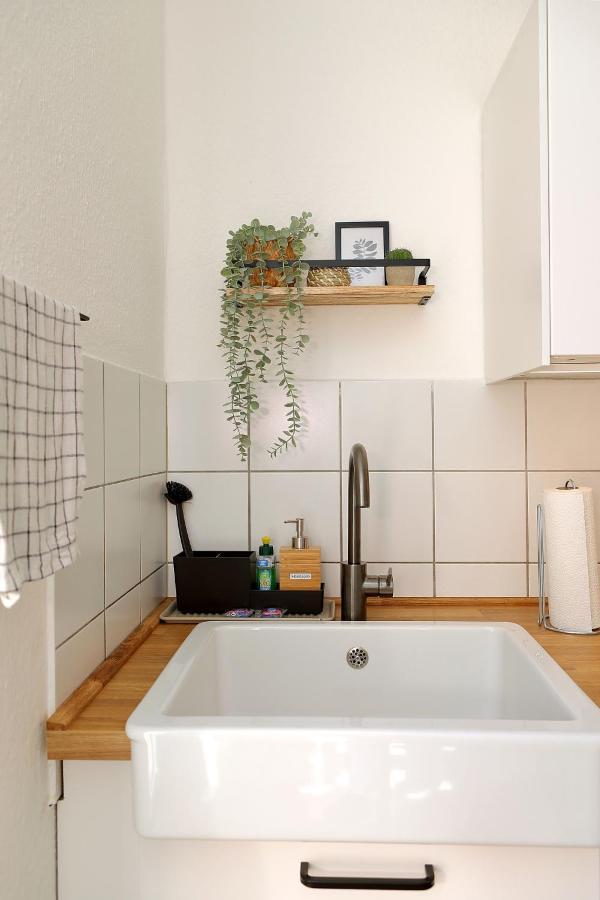 *City, Naehe Hbf, Kingsizebetten, Fitnessecke* Duisburgo Esterno foto